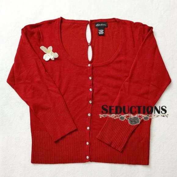 Seductions Rayon Blend Stretchy Red Top Sweater Scoop Neck 3/4 Sleeve Button M-L - Picture 2 of 12